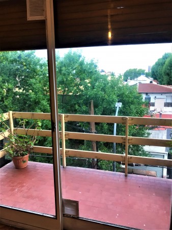 2 amb. frente con balcon  VENTA Versailles 