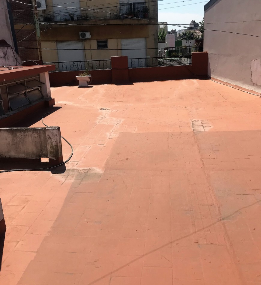 Venta  casa a refaccionar 3 amb  c/cochera y terraza versalles 
