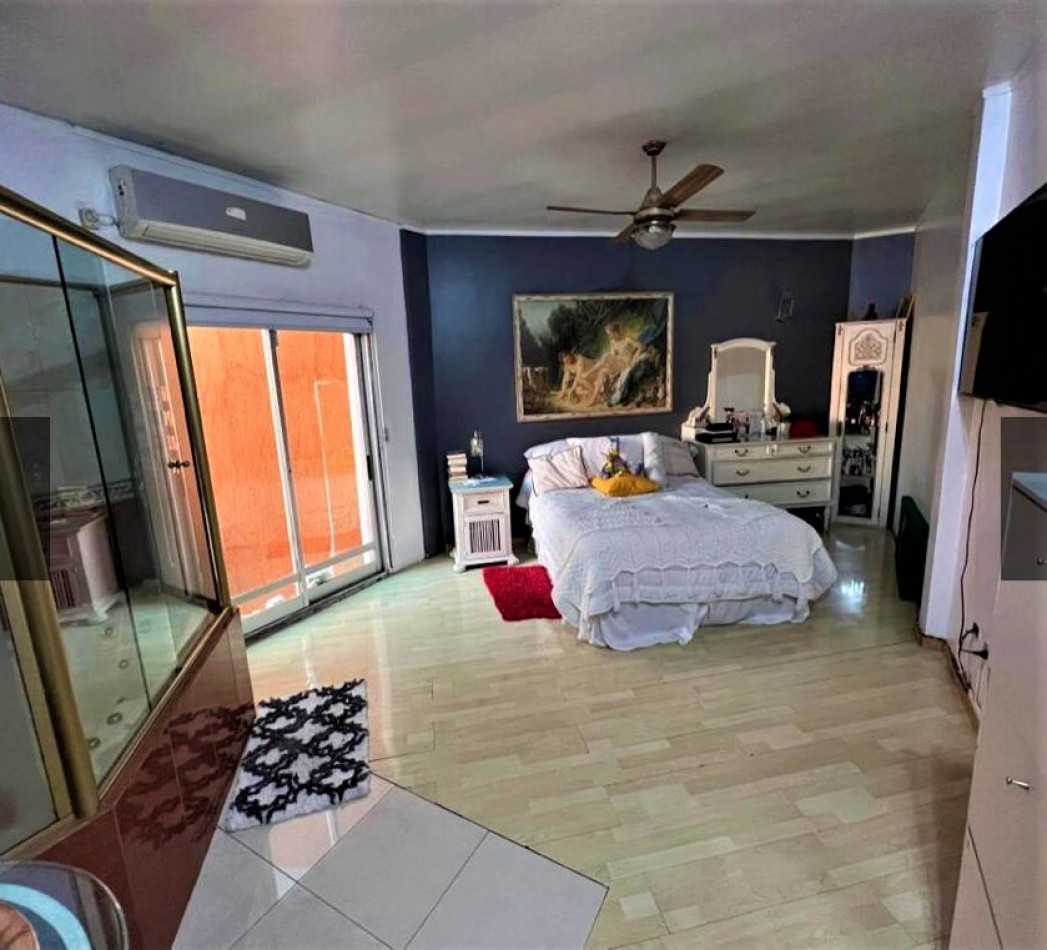 venta PH Villa del Parque 3amb con local 