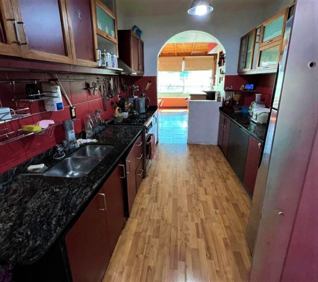 venta PH Villa del Parque 3amb con local 