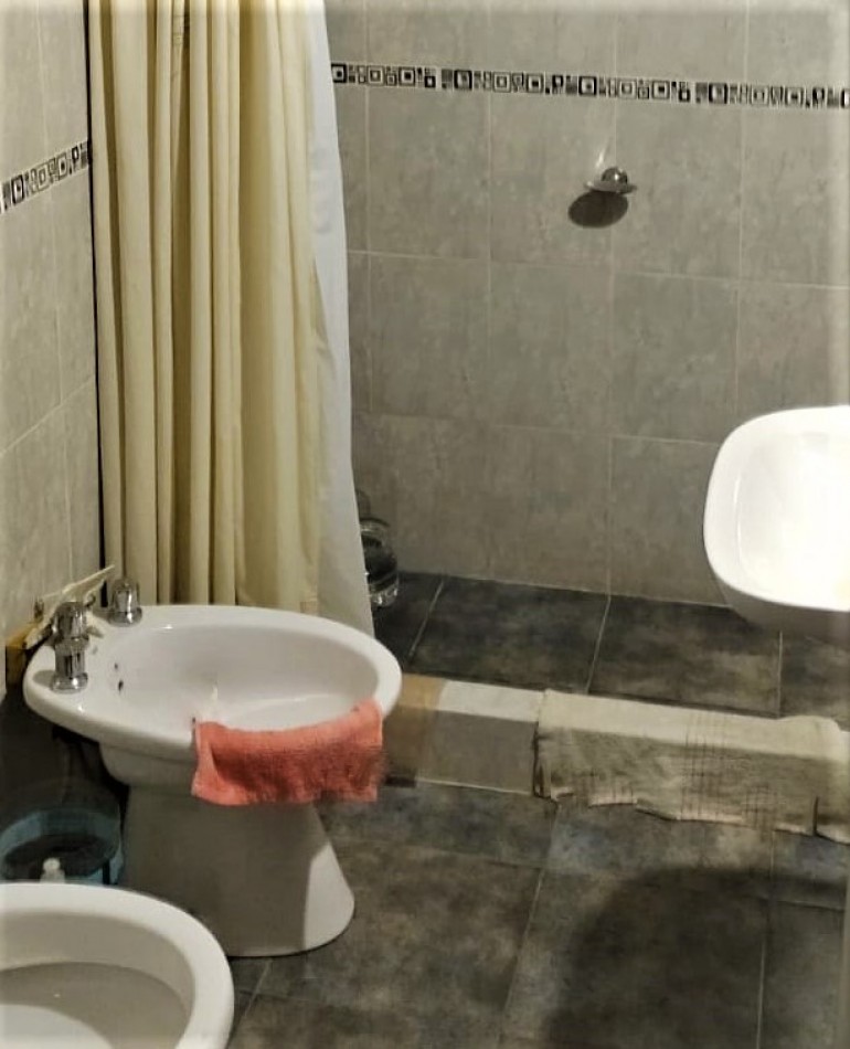 Venta PH Villa Linch 3 amb. frente entrada indep. patio