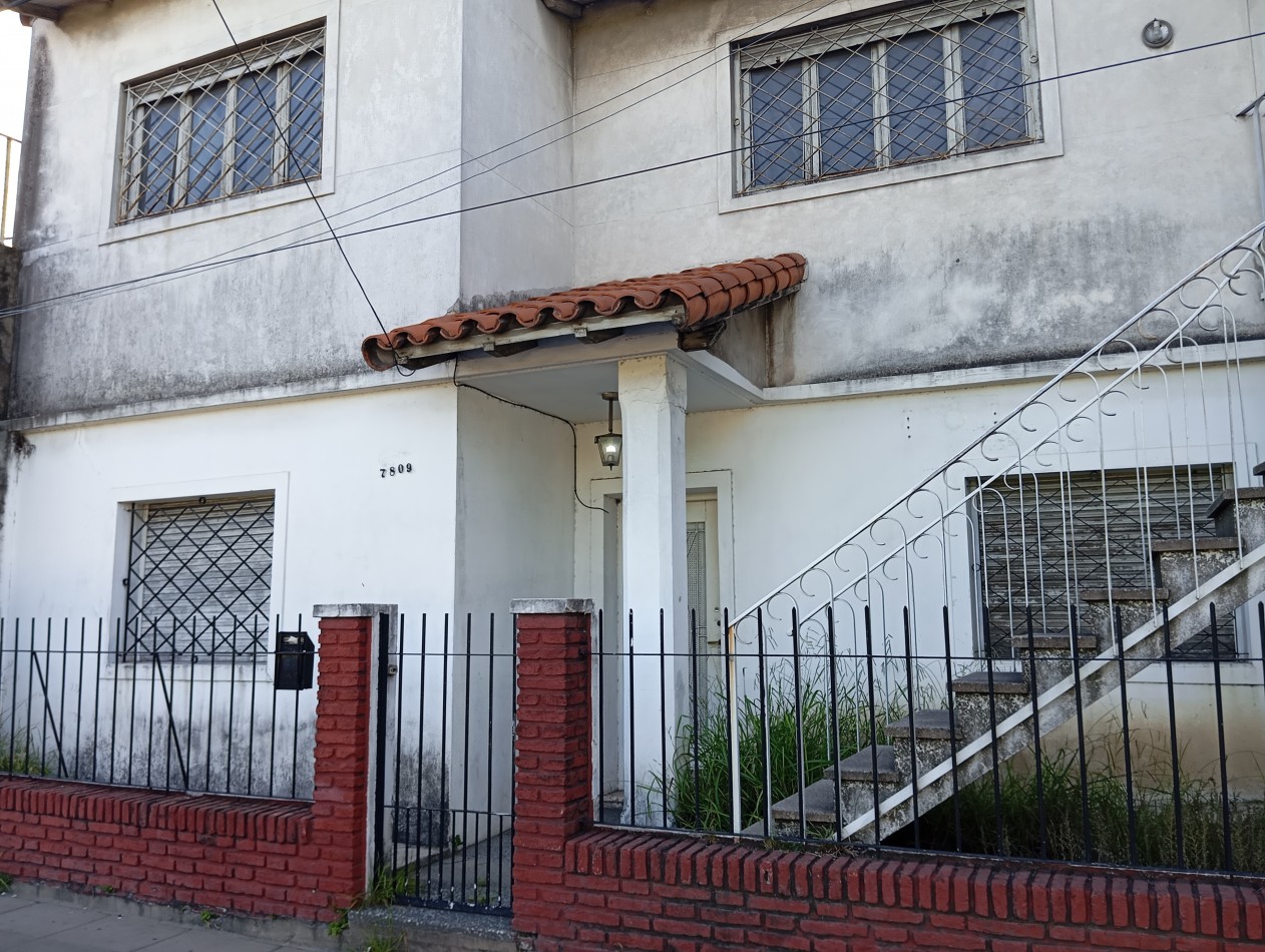 casa a refaccinar 3 amb con cochera y terraza, venta ciudadela
