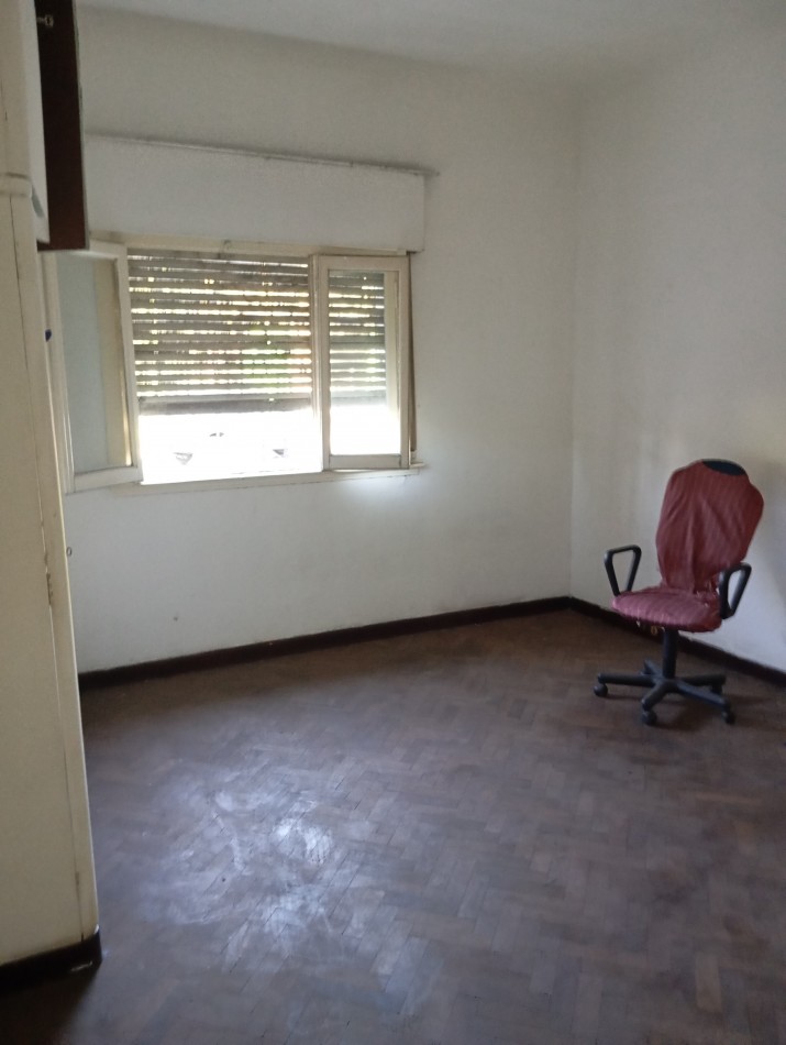 casa a refaccinar 3 amb con cochera y terraza, venta ciudadela