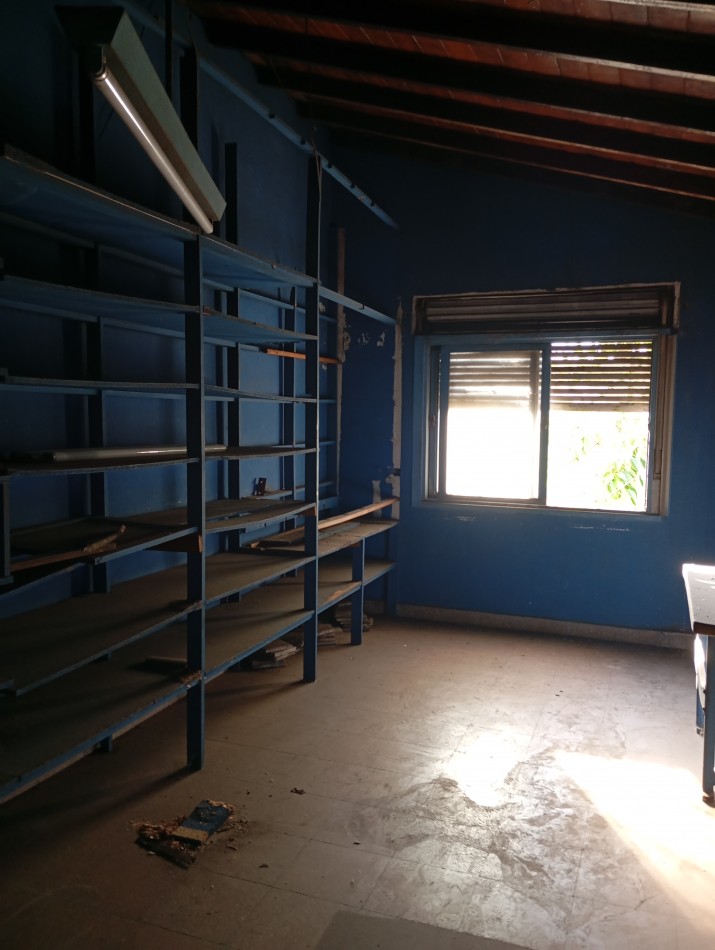 casa a refaccinar 3 amb con cochera y terraza, venta ciudadela