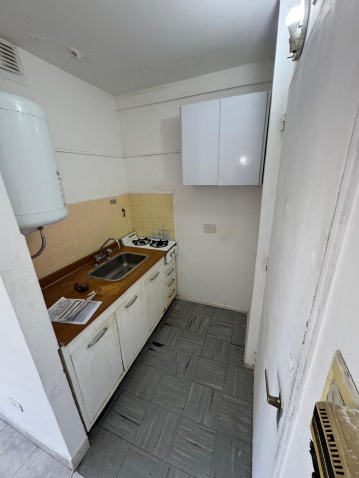 Monoambiente c/frente c/ balcon  Villa del parque Apto Profesional