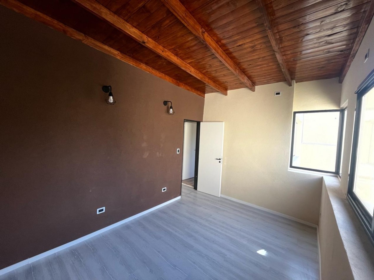 casa 5 amb cochera venta Santa Rita