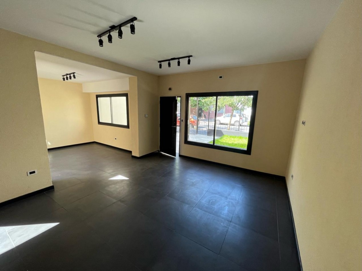 casa 5 amb cochera venta Santa Rita