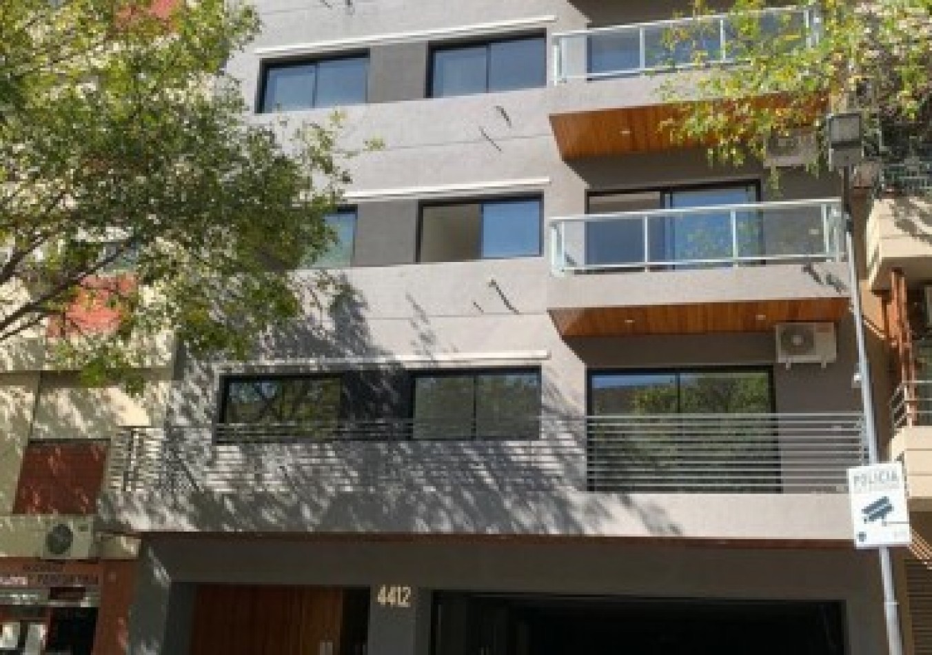 2 amb. amplios con balcon Venta Monte Castro