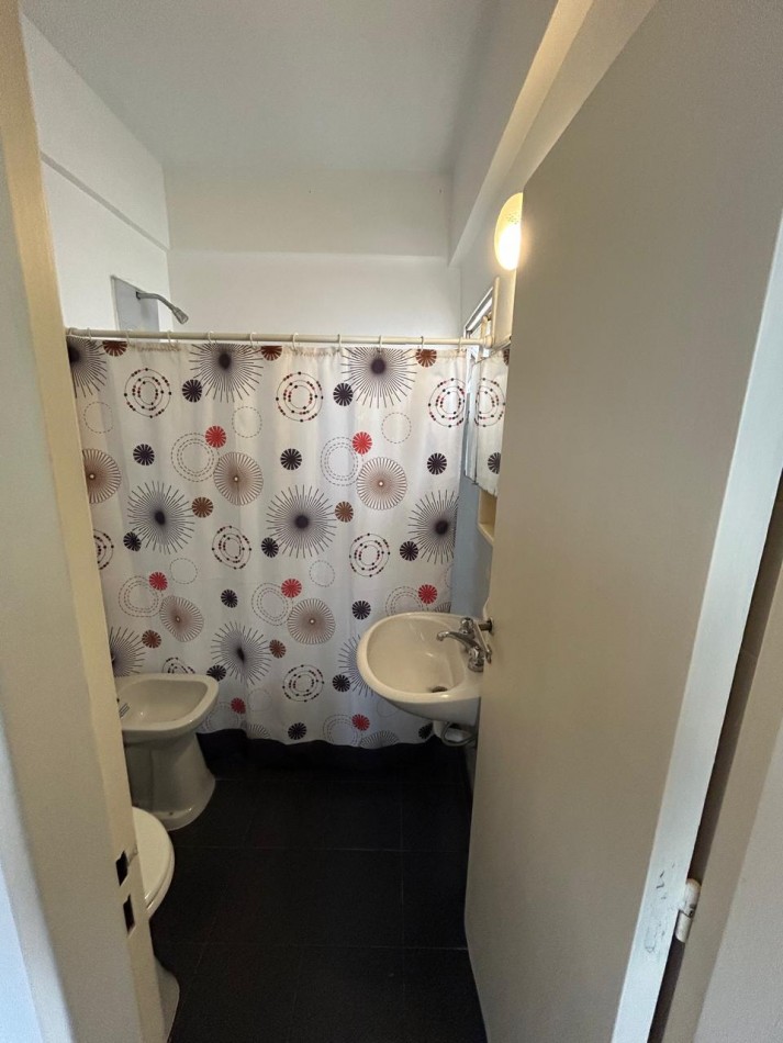 2 Amb. frente con balcon venta almagro