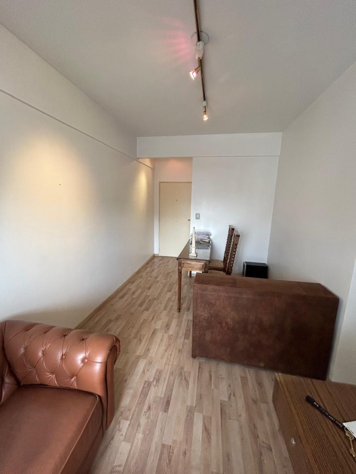 2 Amb. frente con balcon venta almagro