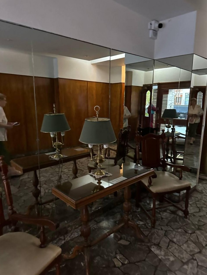 2 Amb. amplios Venta Villa del Parque