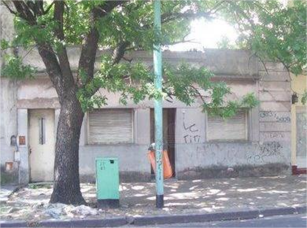 casa a refaccionar 3 amb  Villa Devoto Venta