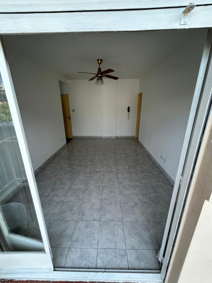 Monoambiente con balcon Venta Villa del Parque