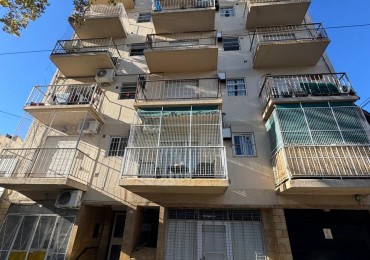 Monoambiente c/frente c/ balcon  Villa del parque Apto Profesional