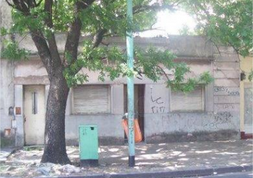 casa a refaccionar 3 amb  Villa Devoto Venta